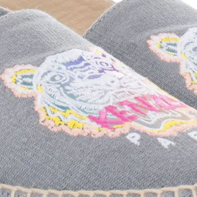 09d7c3 76f0c73b04c64ce6a813ebcfb7a85916 mv2