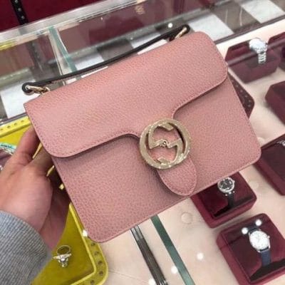 b8d37083 439c 416c 9e72 b0b7d3e53800